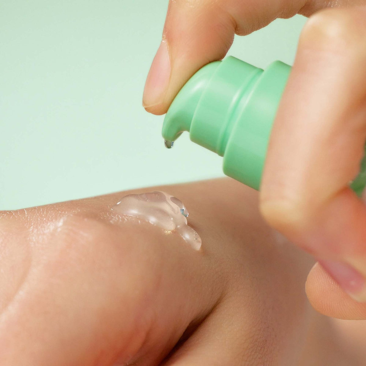 Wonder Releaf Centella Serum Unscented